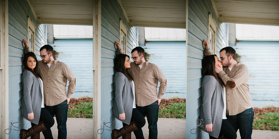 rustic-door-themed-engagement-photos-at-Scatter-Creek-Wildlife-Recreation-Area-in-Rochester-Washington