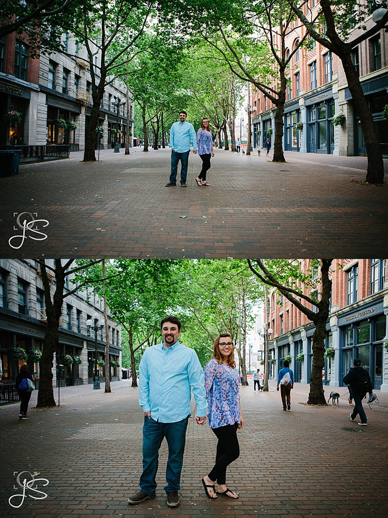 engagement photos in Seattle's Pioneer Square and Seattle's waterfront engagement photos by Jenny Storment Photography