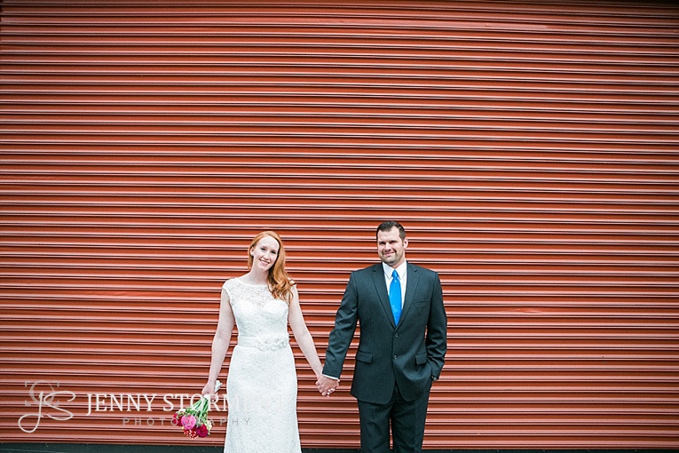 Downtown Seattle destination wedding at the Seattle Municipal Courthouse wedding by Jenny Storment Photography a Seattle Wedding Photographer-11