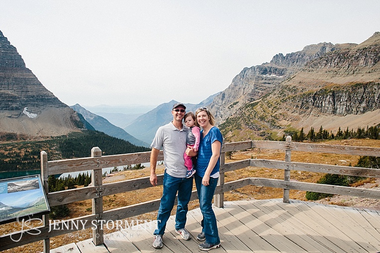 our family vacation to Glacier National Park in the fall photos by Jenny Storment Photography-25