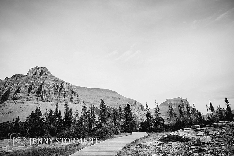 our family vacation to Glacier National Park in the fall photos by Jenny Storment Photography-36