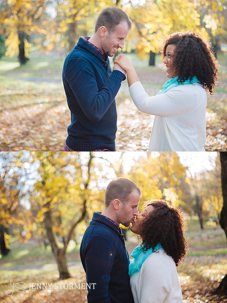 autumn engagement session in Wright Park located in Tacoma Washington engagement photos by Jenny Storment-8