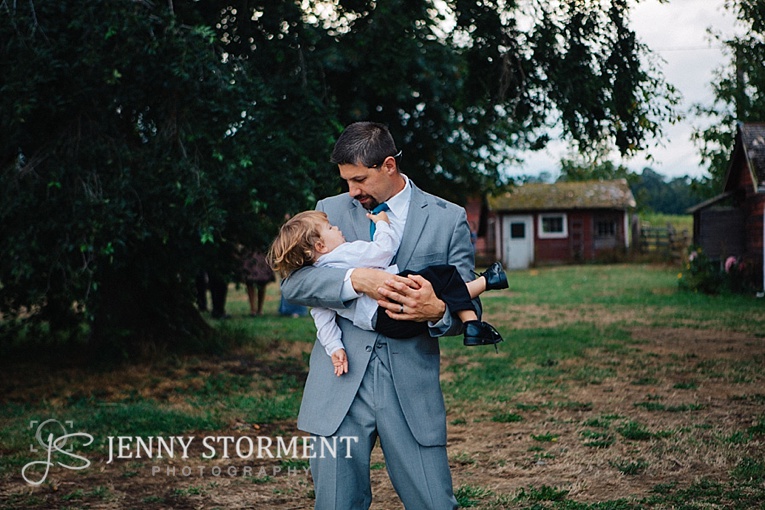 Eberle Barn wedding photos by Jenny Storment Photography-89
