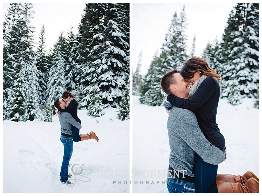 Crystal Mountain Snowy engagement photos by Jenny Storment Photography-34
