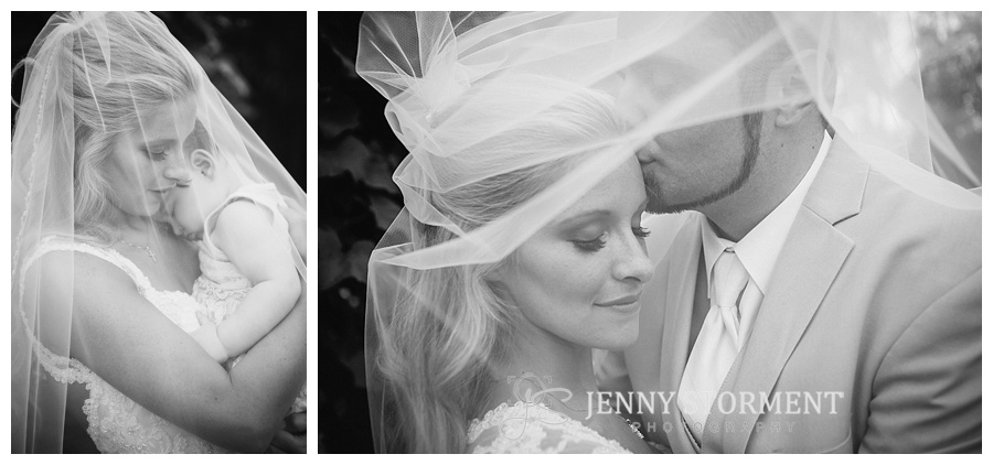 wedding photos at Maroni Meadows in Snohomish Washington by Jenny Storment Photography-34