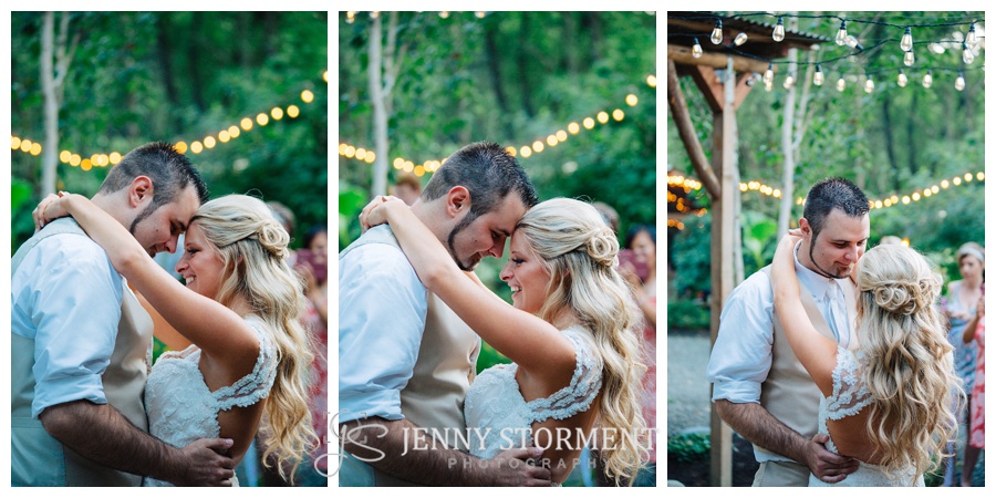 wedding photos at Maroni Meadows in Snohomish Washington by Jenny Storment Photography-50