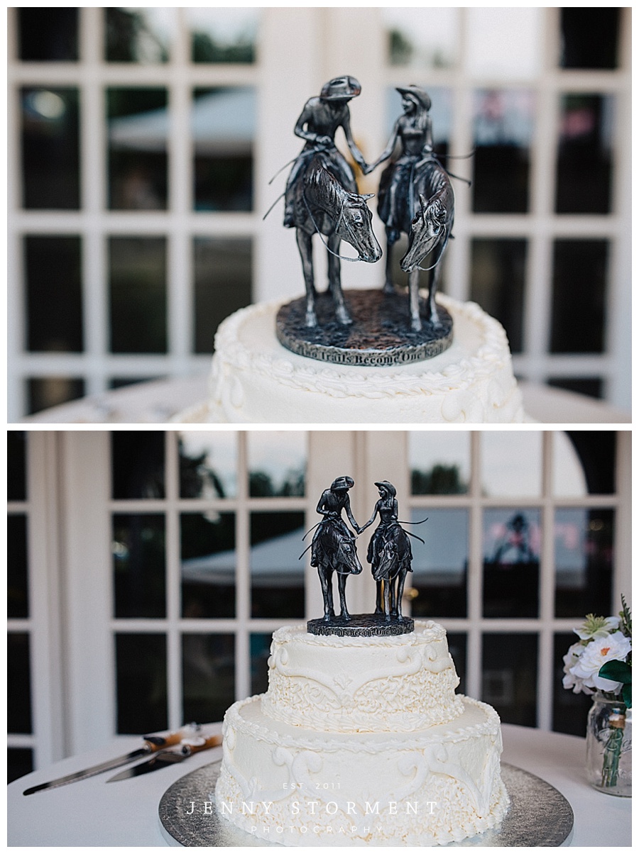 Such an amazing cake topper showing how much Keith & Alison love riding their horses.