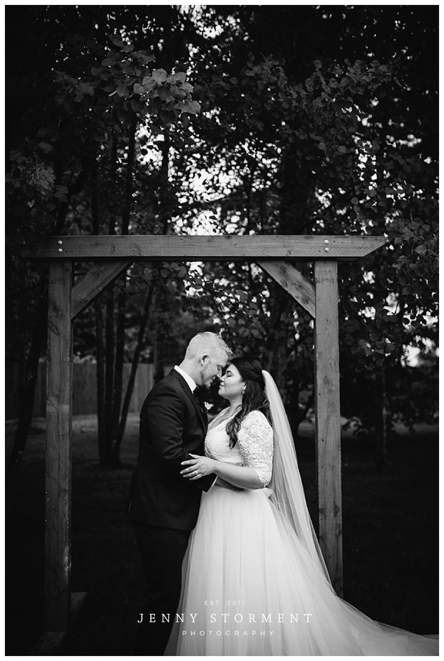 Red Cedar Farms wedding photos by Jenny Storment Photography-107