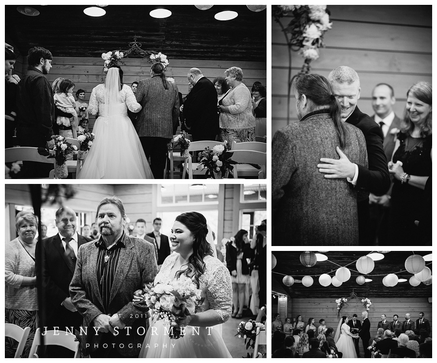 Red Cedar Farms wedding photos by Jenny Storment Photography-33