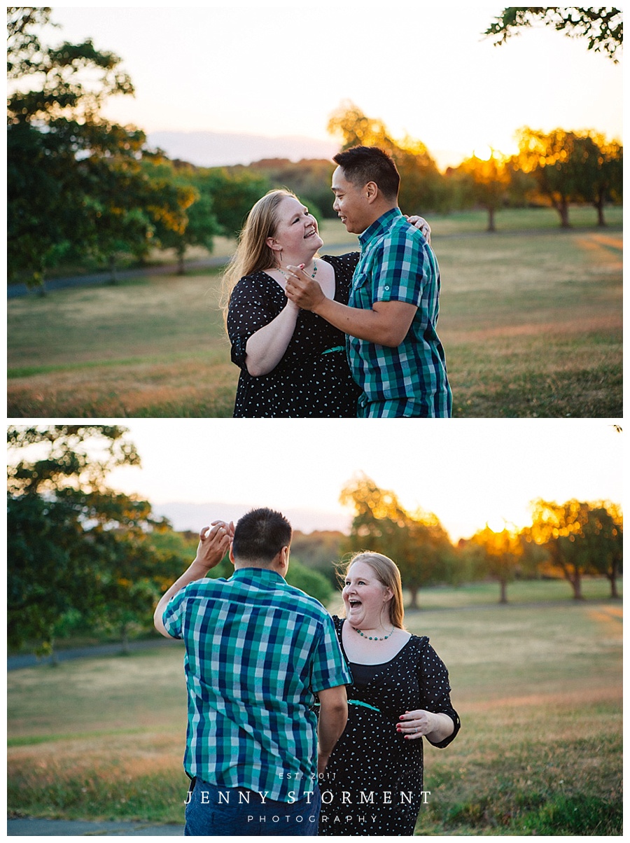 a discovery park engagement session by Jenny Storment Photography-34