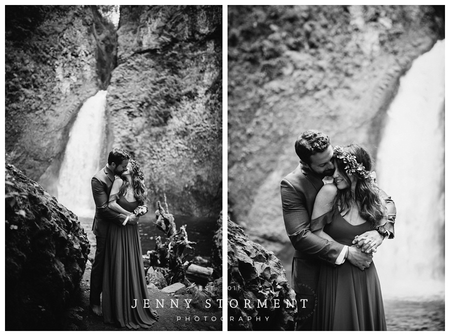 Wahclella Falls elopement photos by Jenny Storment Photography-28