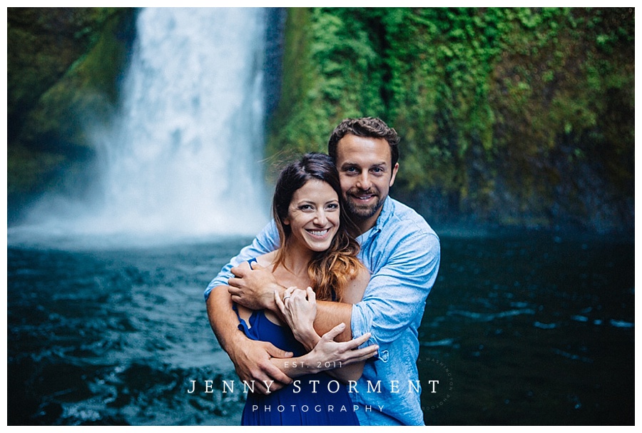 Wahclella Falls elopement photos by Jenny Storment Photography-79