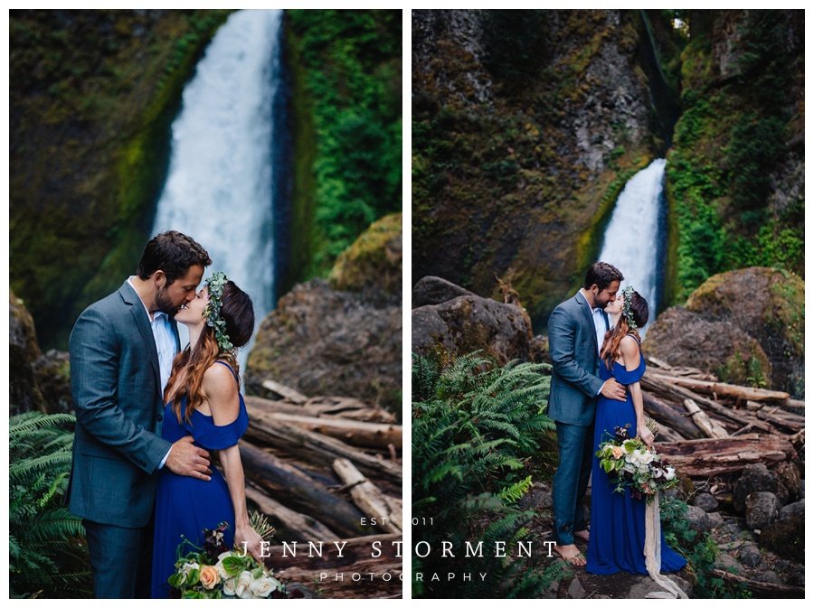 Wahclella Falls elopement photos by Jenny Storment Photography-51