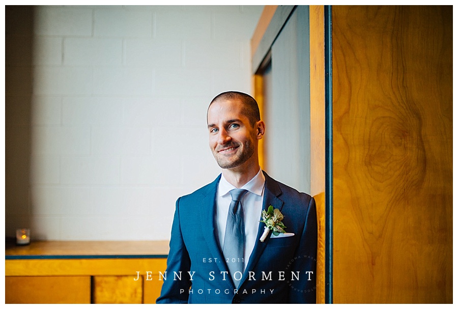 seattle-wedding-photographer-wedding-at-10-degrees-in-downtown-seattle-47