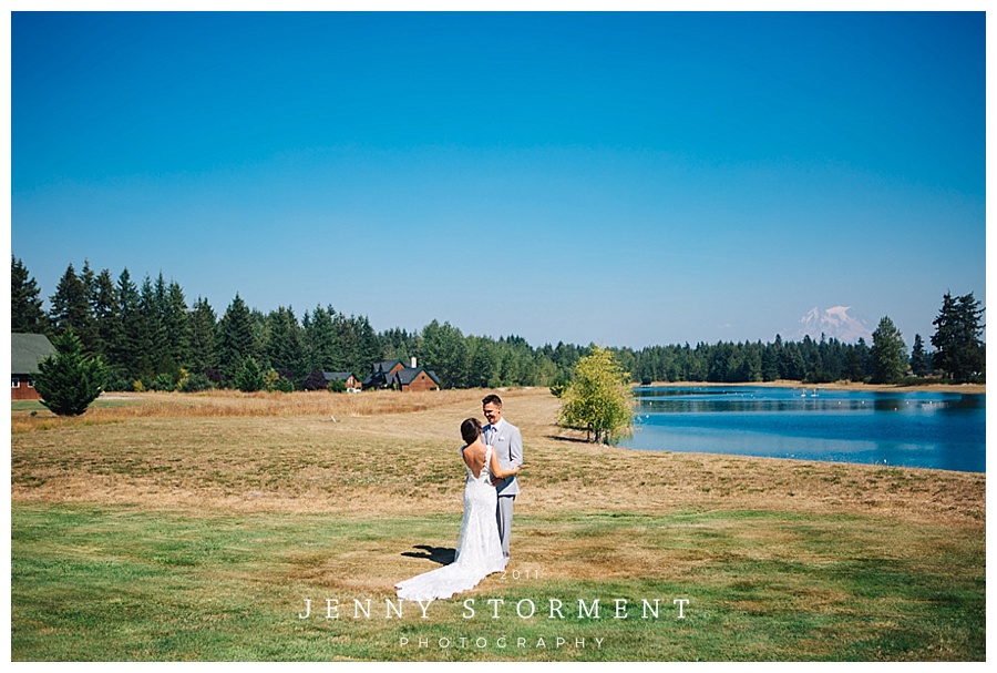 a-backyard-lake-wedding-on-rainier-lake-by-jenny-storment-photography-21
